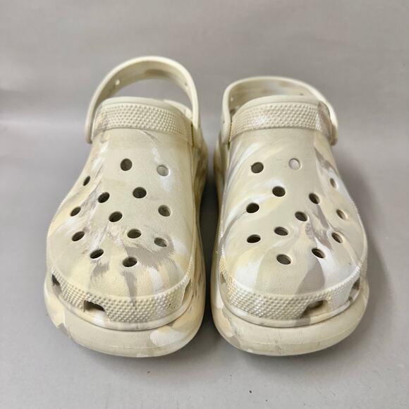 Crocs Classic Crush Platform Clog Marbled in Ivory women's size 9 mens 7 - Picture 3 of 15